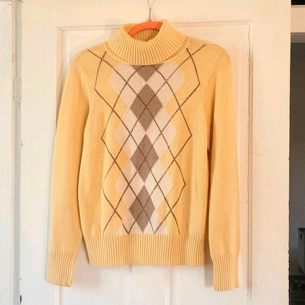 Turtle neck sweater